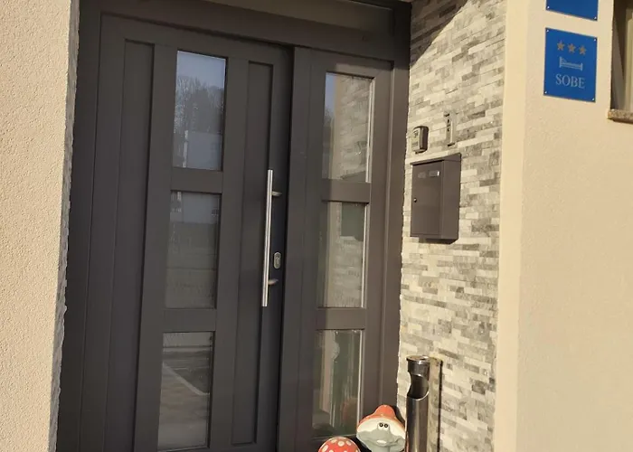 Happy Apartment